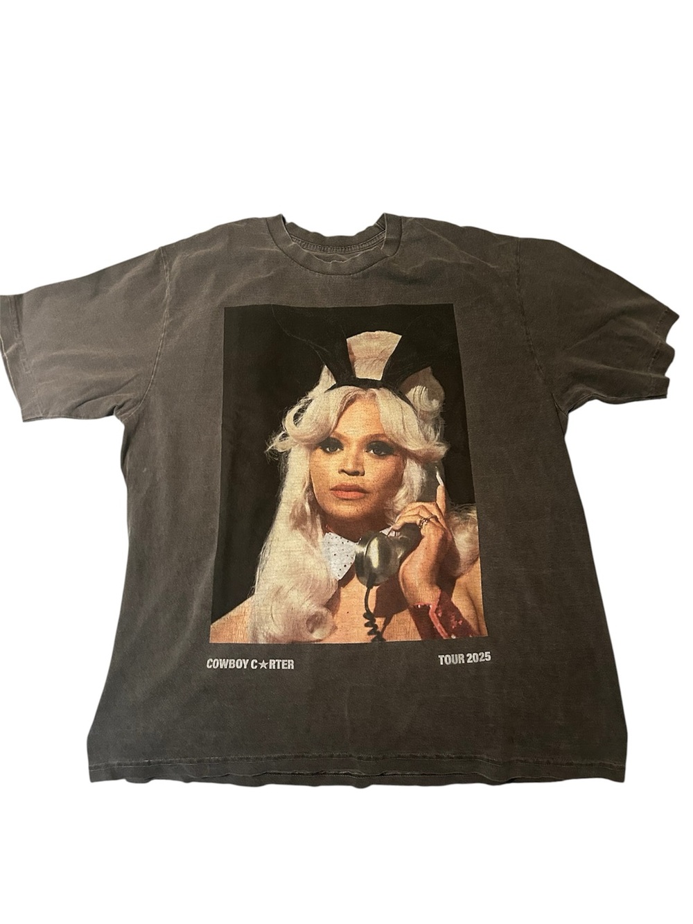 Beyonce Cowboys Tour 2025 Graphic T-Shirt - Black in L